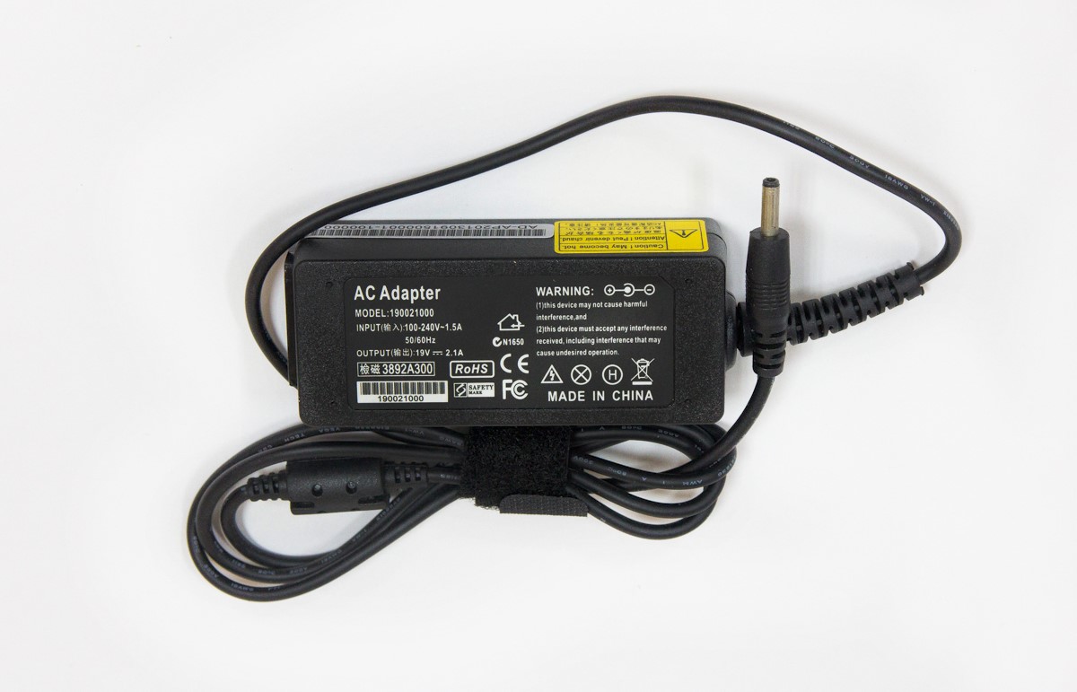 ���� ������� ��� ������� Asus 19V 2,1A  - 2,35x0,7 mm